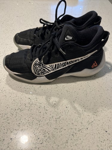Nike Boys Zoom Freak 2 CN8574-001 Black Basketball Shoes