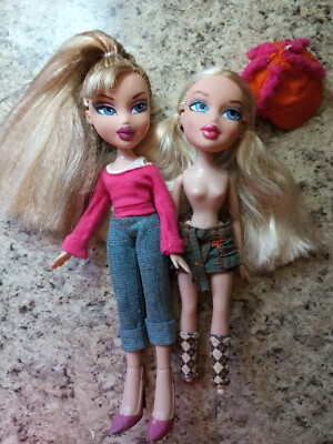 Bratz Cloe Doll Lot  Flashback Fever Campfire Camping Blonde Blue Eyes Rare 