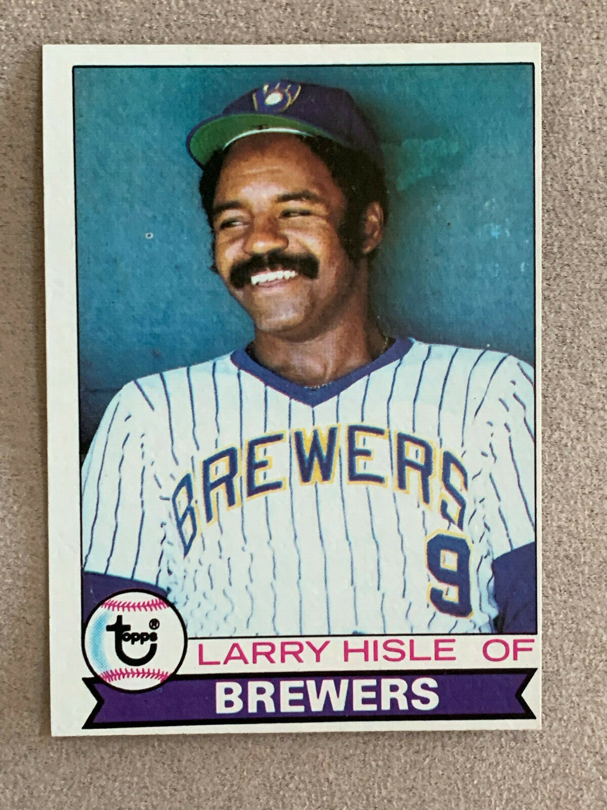 1979 Topps Baseball Card #180 Larry Hisle Milwaukee Brewers 1979 Topps Baseball Card #180 Larry Hisle Milwaukee Brewers