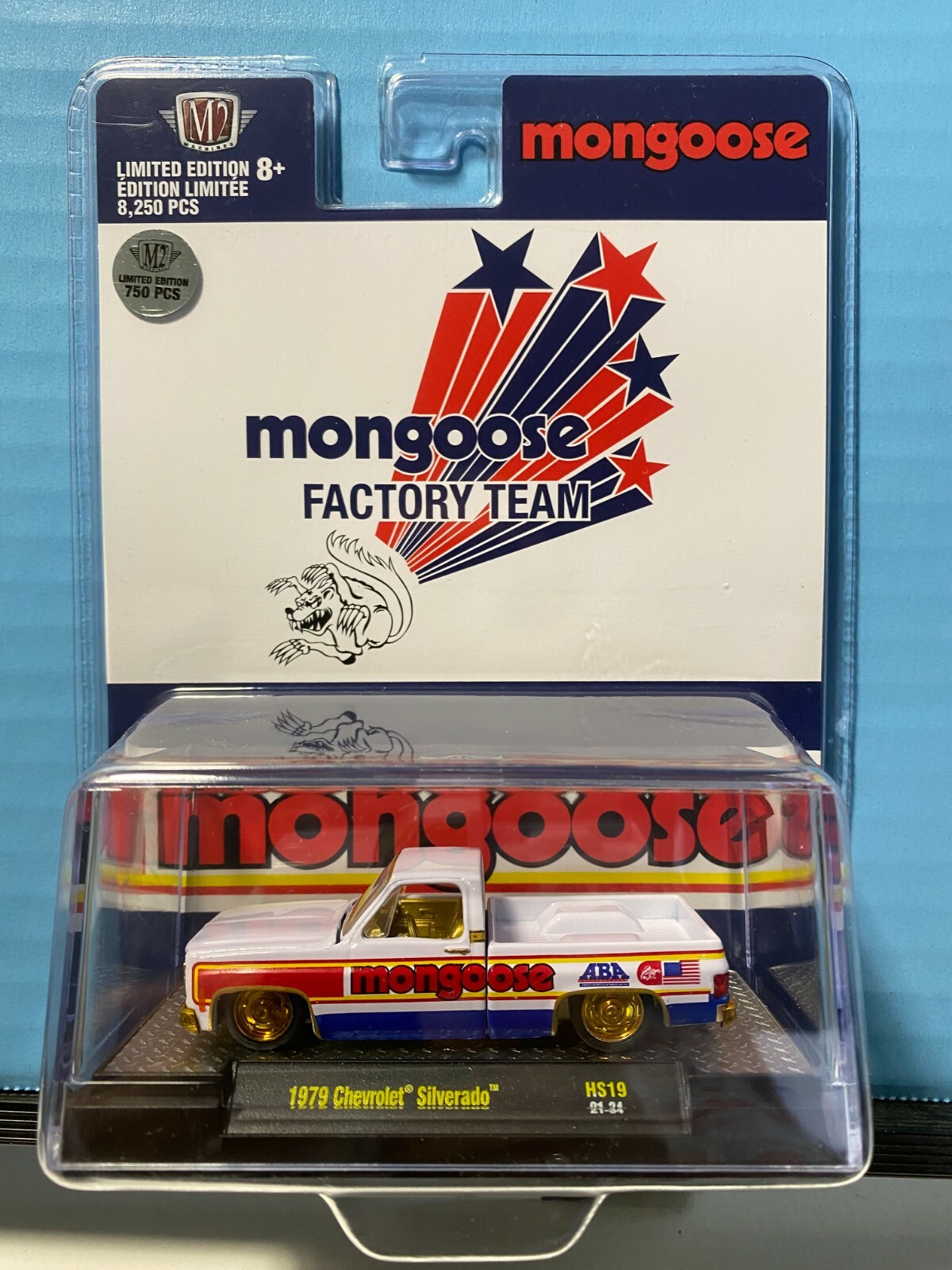 ミニカー cheater side1:32 COX vintage JOHNNY LIGHTNING 1962 CHEVY CORVAIR MONZA 1:64 LIMITED