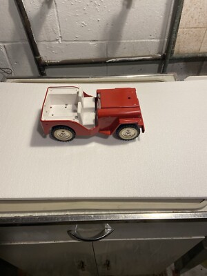 Vintage TONKA Red Jeep Truck Pressed Steel Toy
