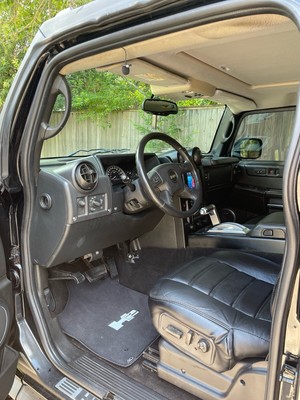 image 4 of interior