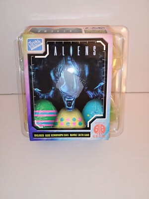Aliens xenomorph easter colored eggs 4-pack each egg with mini figures