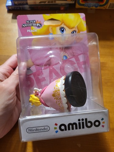 amiibo ピーチ (スーパーマリオシリーズ) - Wii U amiibo ピーチ （スーパーマリオシリーズ) - Meccha Japan