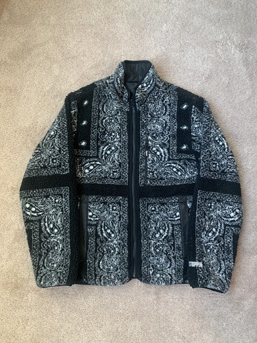 Supreme Reversible Bandana Fleece Jacket FW19 Size Small