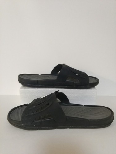 Nike Unisex Slip Ons Men's 10 Women's 12