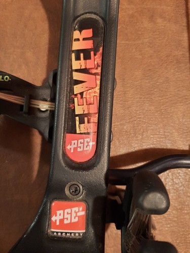 PSE FEVER Compound Bow PACKAGE for Youth RH 11.5