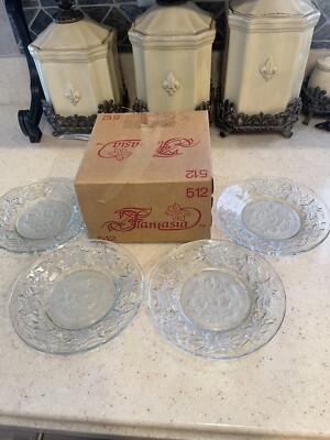 FOUR 4 Princess House Crystal FANTASIA Poinsettia 6'' Bread and Butter Plates