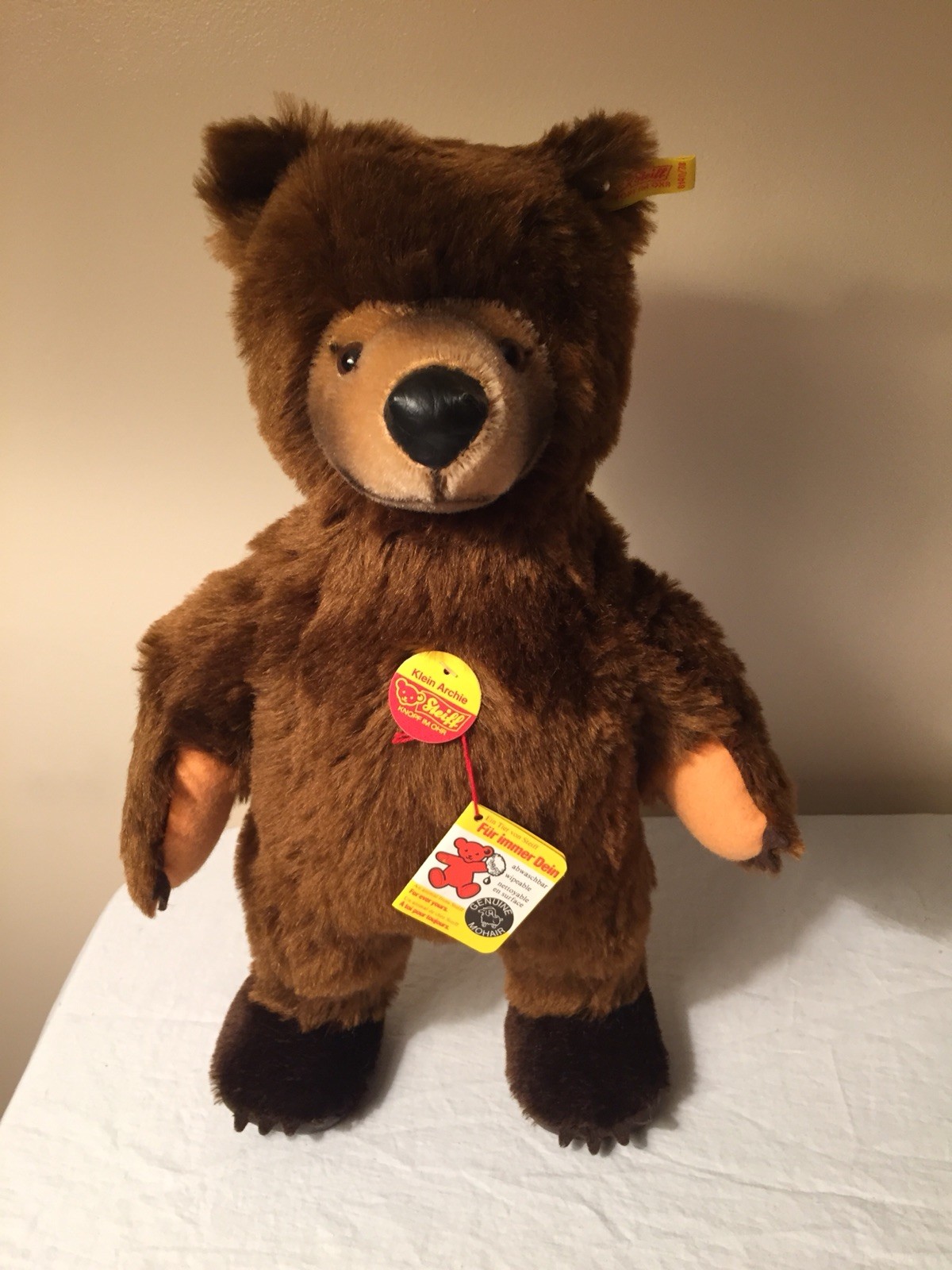 Steiff Teddy Bear 'Klein Archie' with Growler, EAN 0140/38