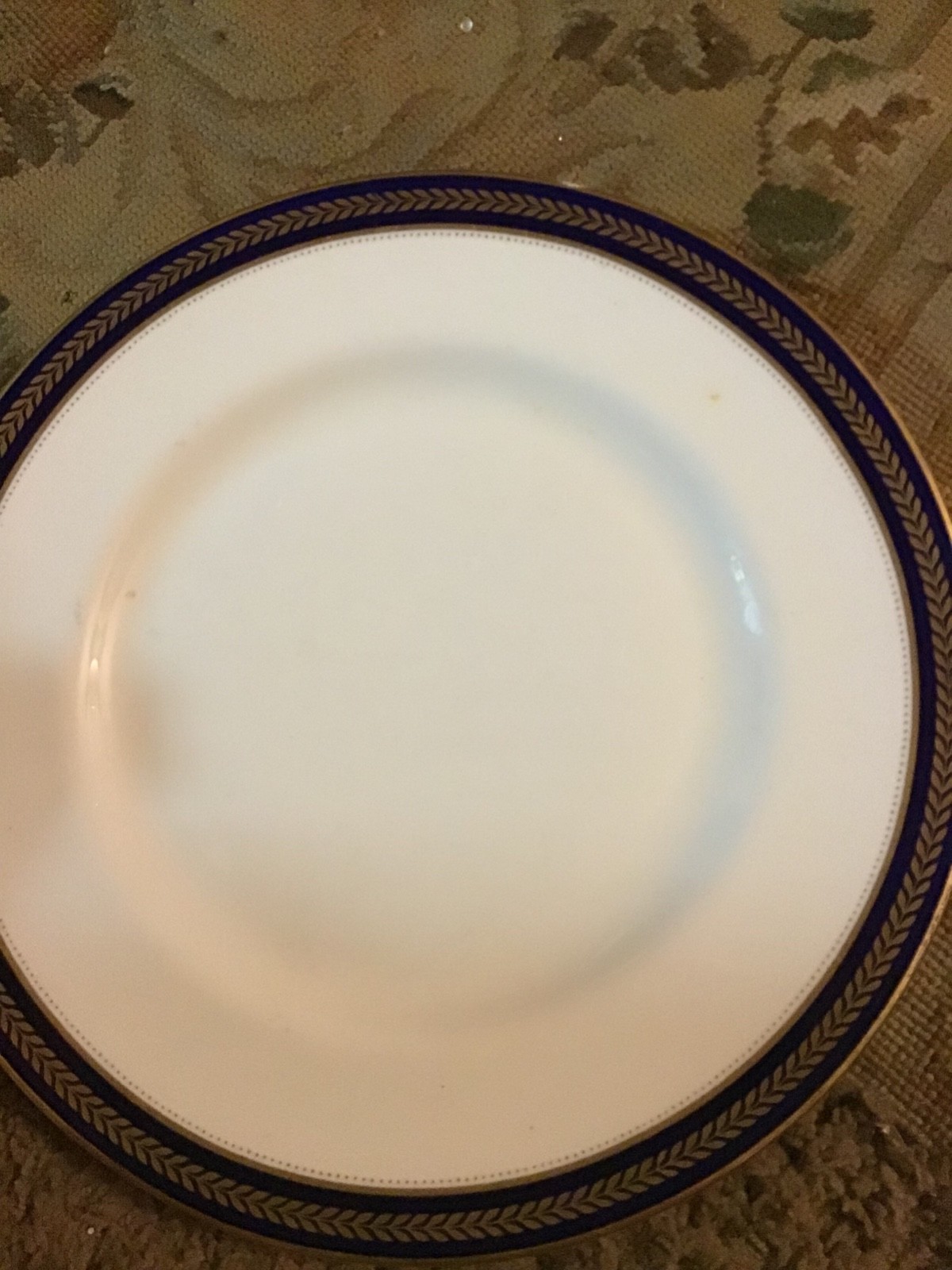6- dinnerplates made in England  coal port blue wheat bone china established1750