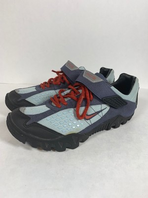 nike acg mountain bike shoes
