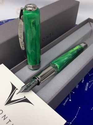$810 MSRP - Visconti Opera Demo Fountain Pen Green Medium KP32-04-FP-AM