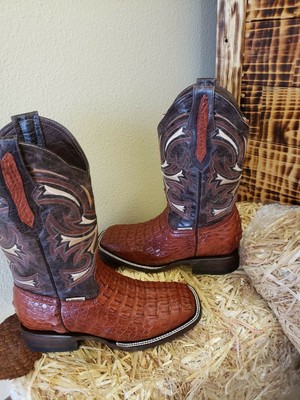exotic boots