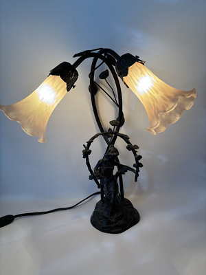 Pond lily table lamp deals
