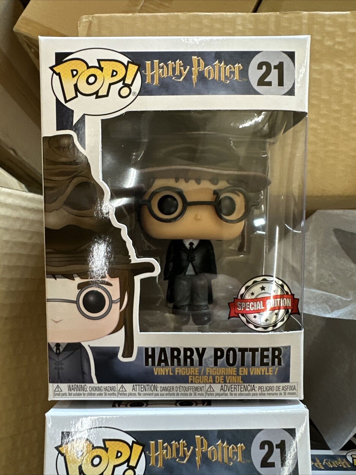 Funko Pop Harry Potter Harry with Sorting Hat Figure 21 SPECIAL