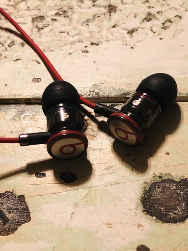 Beats: Monster Ear Buds /Plus 2