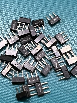 DTA114EF Transistor (30 pcs)