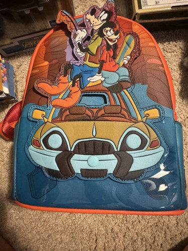 Disney GOOFY スノーボードバッグ　145cm Disney GOOFY スノーボードバッグ 145cm Amazon.com | Loungefly