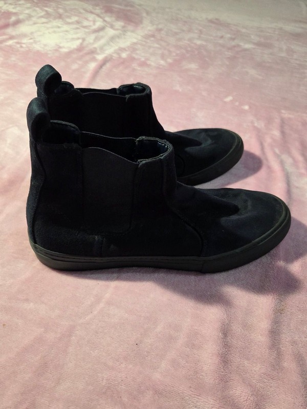 Banana Republic Men's High Top Suede Slip-On Boots