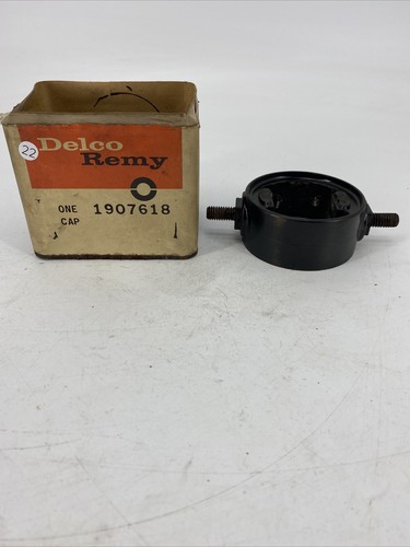 RARE Vintage Delco Remy 1907618 Cap Assembly NEW OLD STOCK