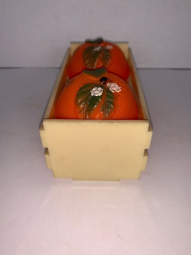 Vintage Plastic California Orange Salt & Pepper Shakers In Fruit Crate 5 1/8”