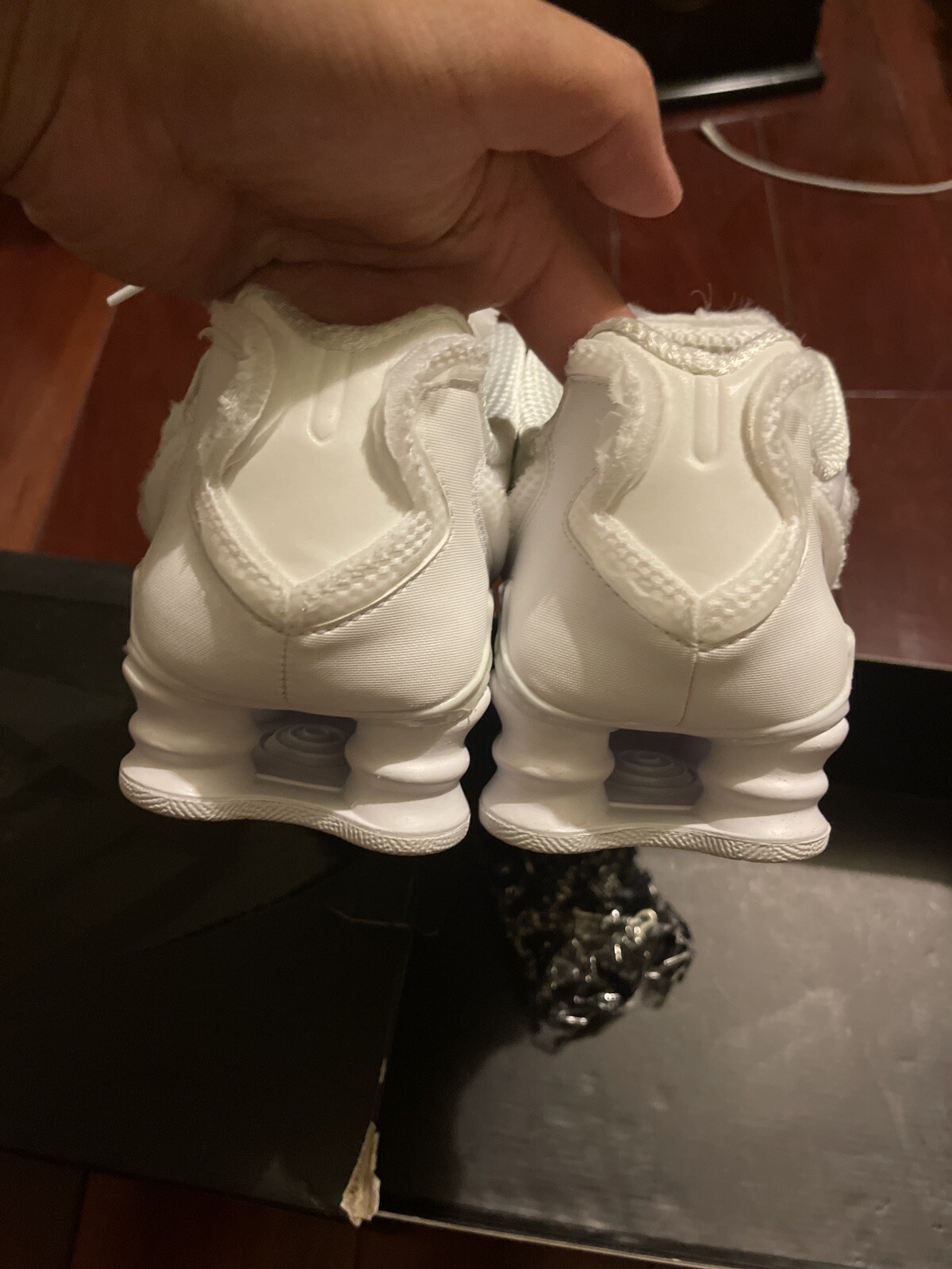 Size 9 - Nike Shox TL x Comme Des Garcons White 2019: купить с доставкой из  США, цена 116 940 руб - (275346049214)