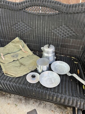 Official Trail Camper Rucksack With Boy Scout Cookware Coffee Pot