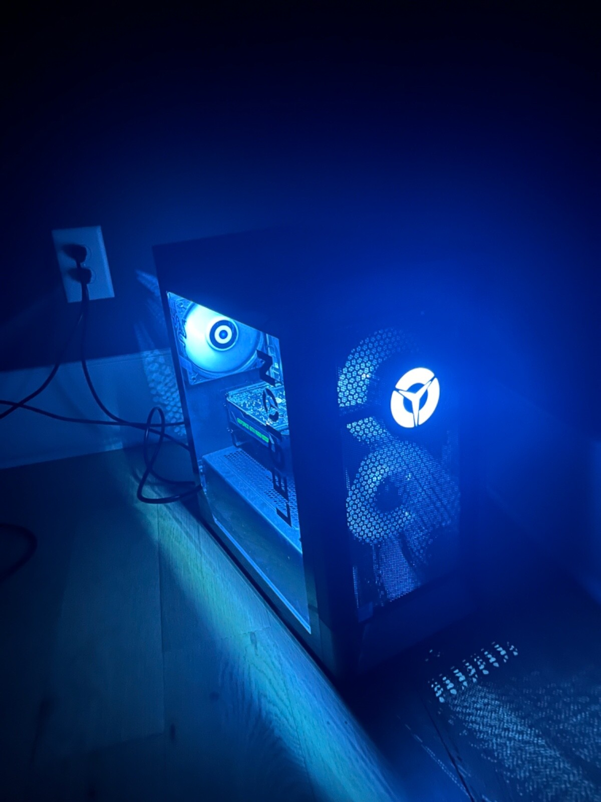 Lenovo - Legion Tower 5i Gaming Desktop - Intel Core i5