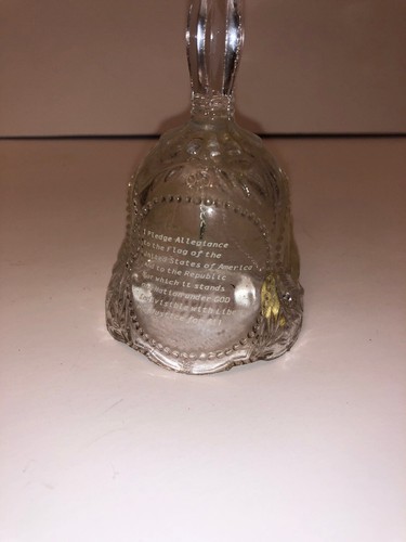 Vintage 24% Lead Crystal Bell EMSON  THE PLEDGE OF ALLEGIANCE ...
