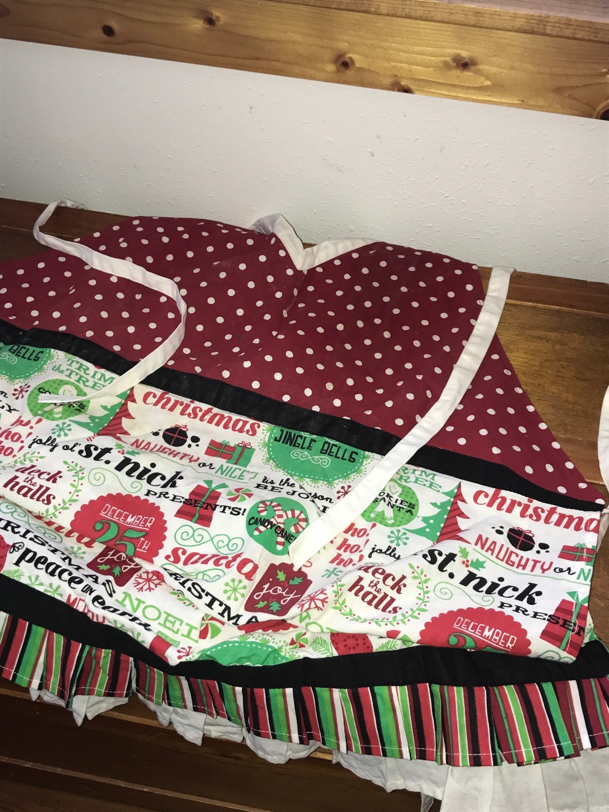 Hand Made Red & White Polk A Dot V Neck Christmas Full Size Cotton Blend Apron