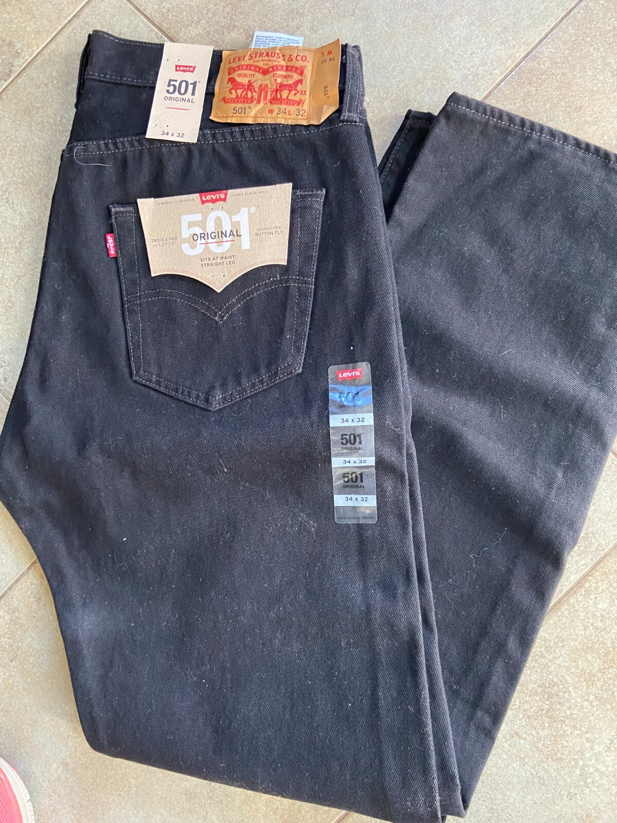 Levi 501 Black 34 x 32 New