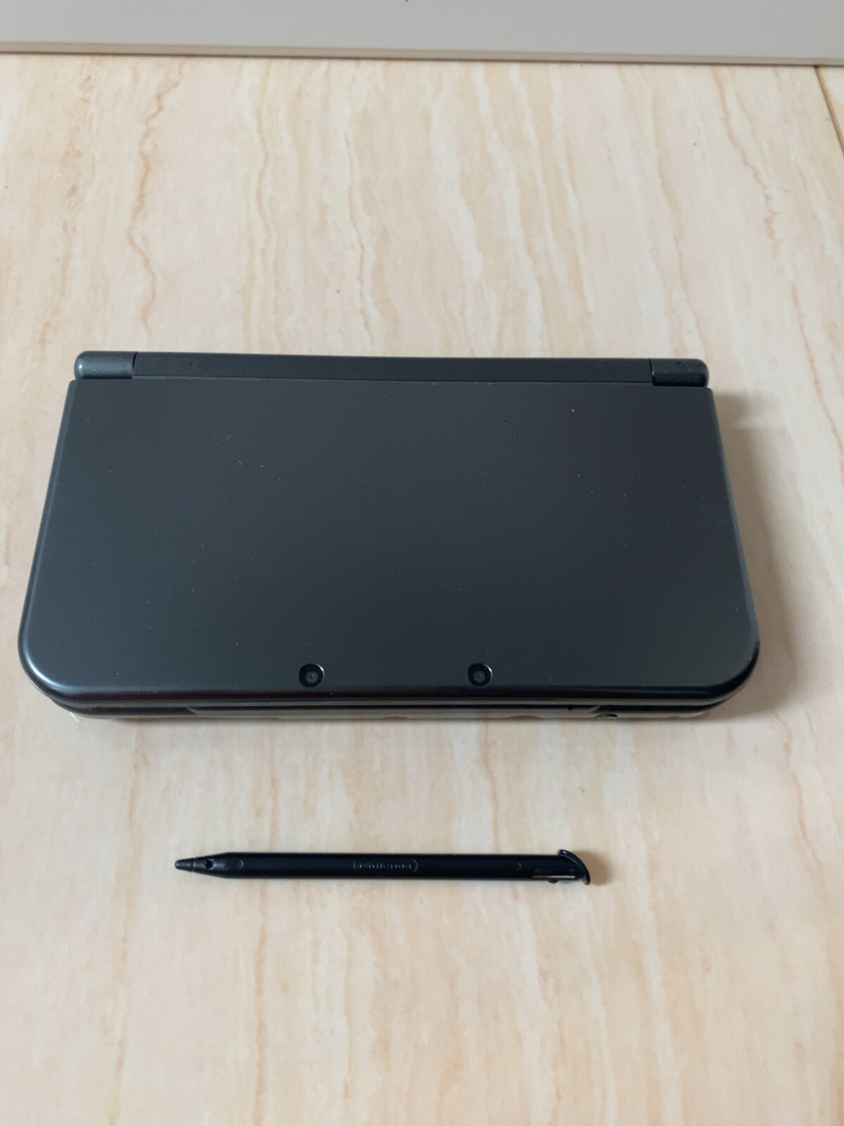 New Nintendo 3DS XL LL METALIC Black Console - Bottom SCREEN