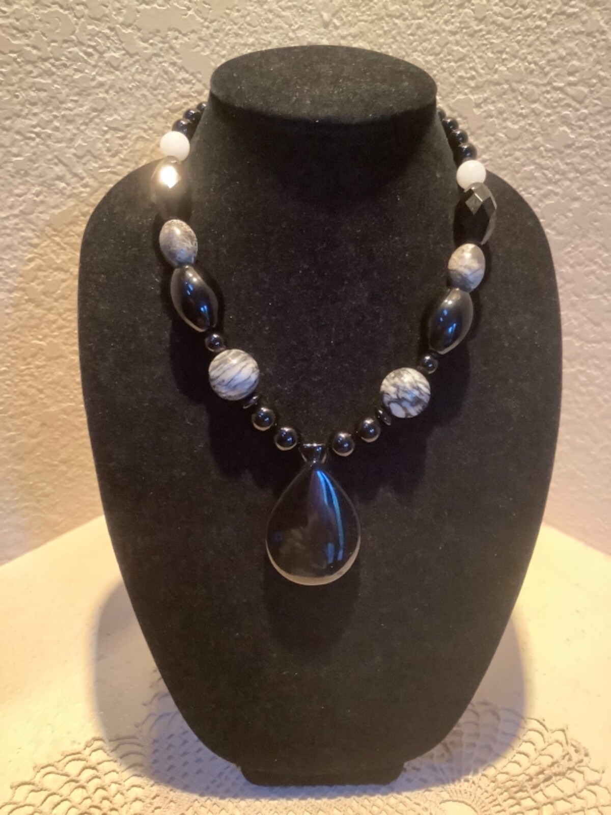 高価な購入 Dtrジェイ キング地雷は スターリングシルバー ジャスパー オニキス ビーズ ペンダント ネックレスeucを捜し出します 購入人気の商品 Shop Motorwheels Com