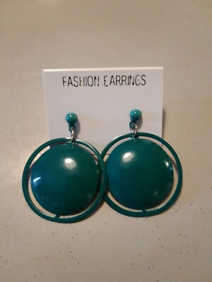 Green Circle Dangle Earrings.(j13-76)   . New 