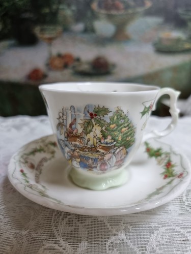 ブランブリーヘッジ 陶器製 オルゴール WINTER STORY 冬 Royal