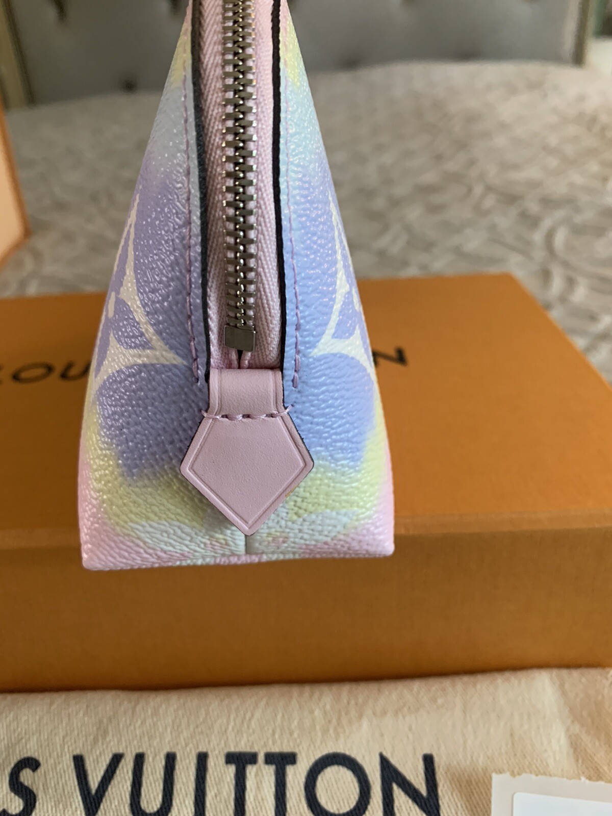 louis vuitton pastel pochette