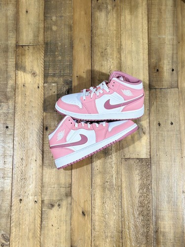 Pre-owned Jordan 1 Mid Valentine In Pink