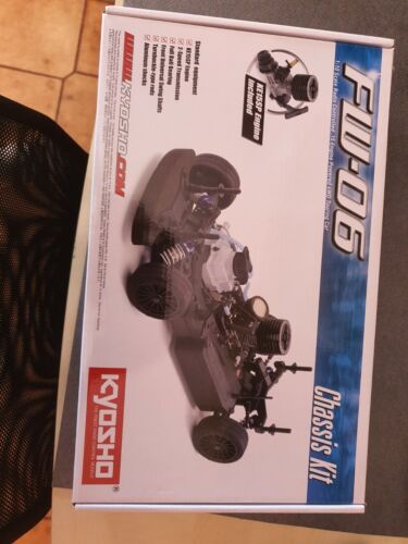 Kyosho FW06 1/10 Nitro Touring Car Kit w/KE15SP Engine