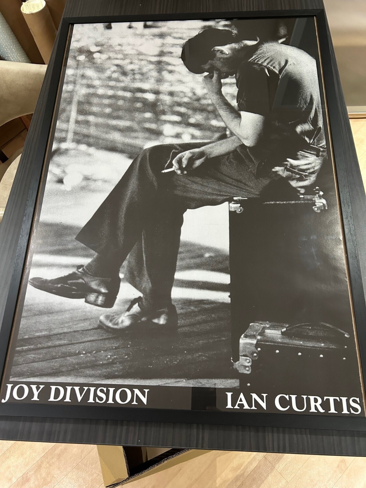 Joy Division Ian Curtis 公式ポスター＋額縁 Unified Goods