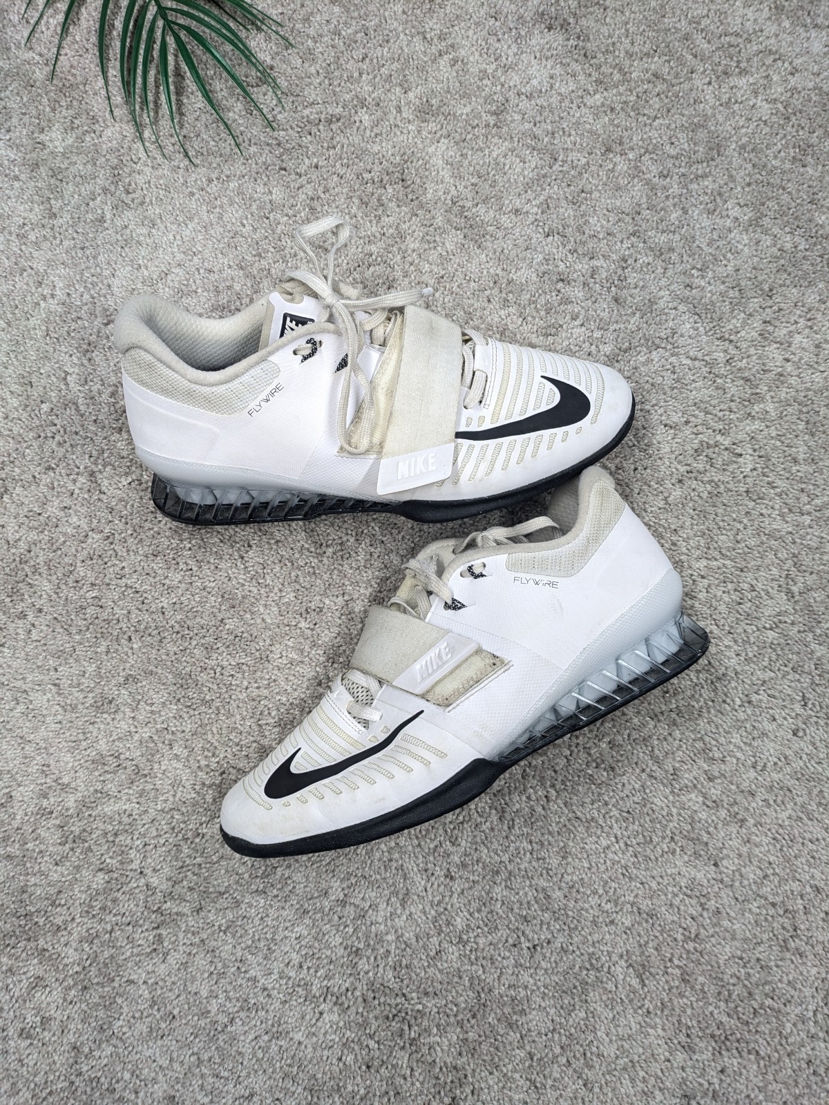 ウエイトトレーニング NIKE ROMALEOS 3 Nike Romaleos 3 weight lifting shoe Review - AllAroundJoe