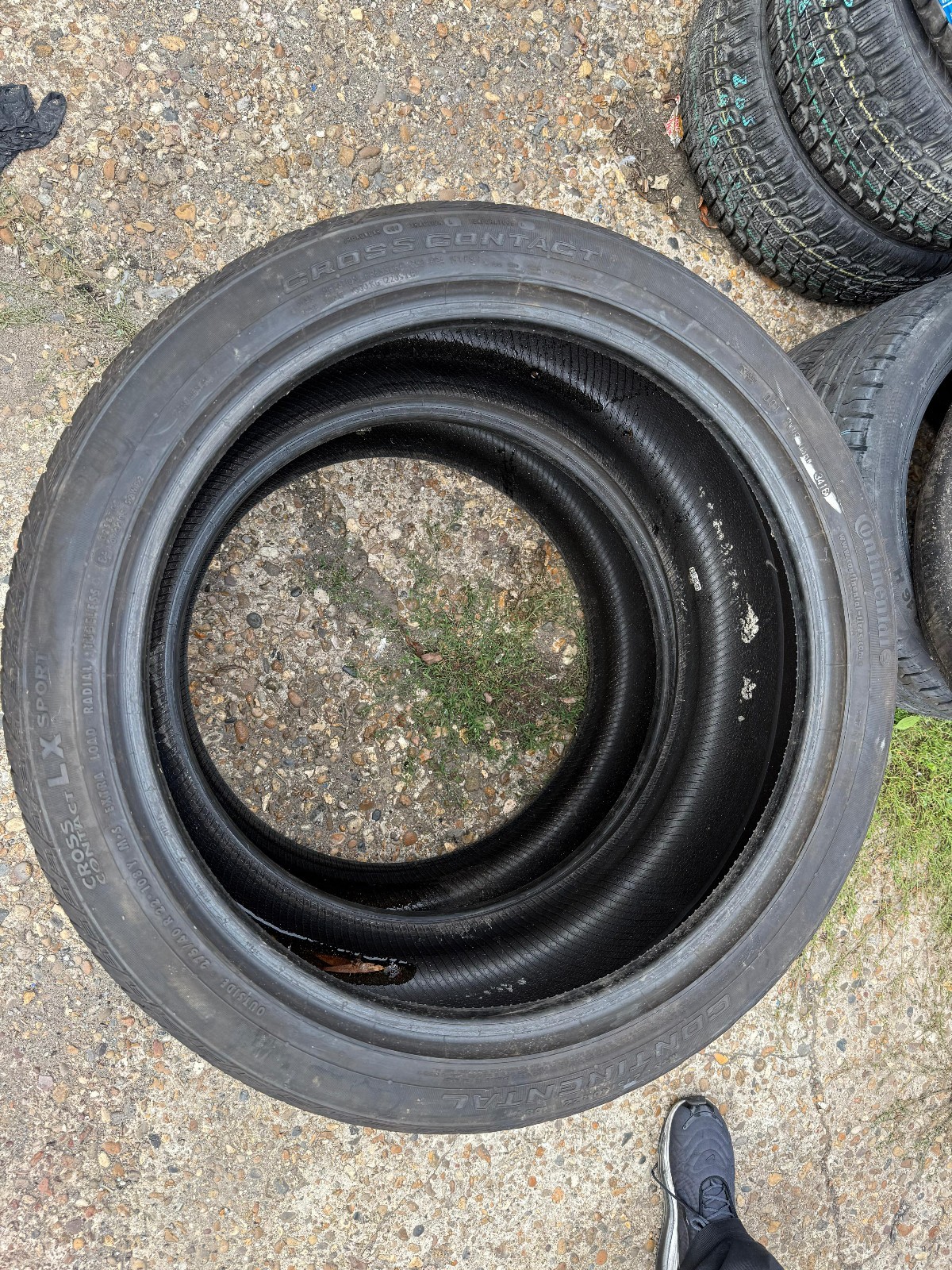 275 40 22 Continental, CC LX, XL, M+S, 108Y, x2 A Pair 6.4mm (F1_tyres) FO YD135