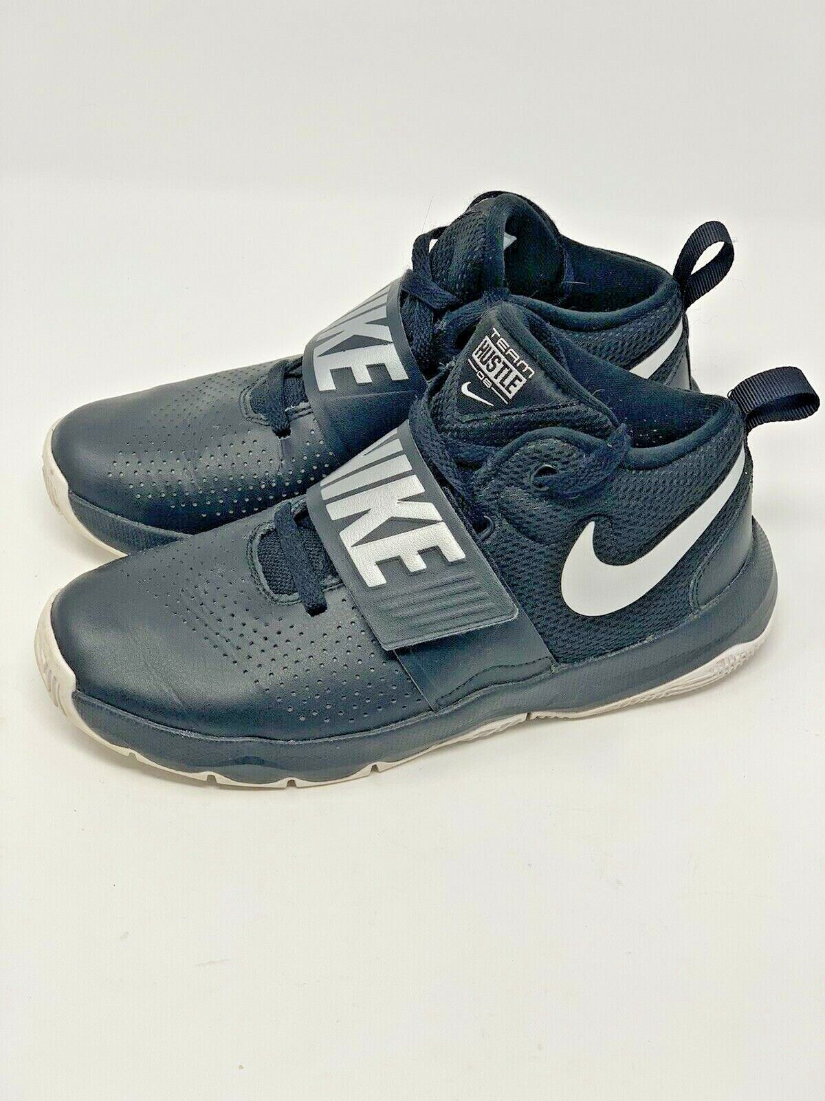 Nike Team Hustle D 8 (GS) Black/Metallic Silver-White Shoes