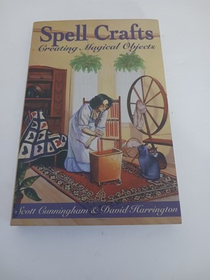 Spell Crafts Creating Magical Objects Scott Cunningham 1st Addition 5th Printing