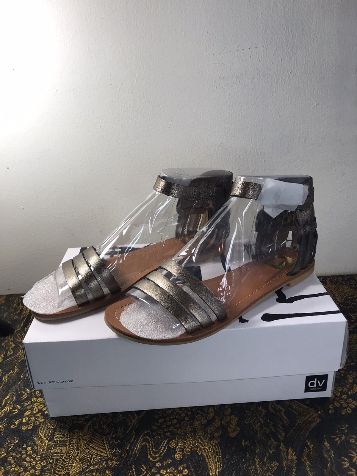Dolce Vita Leather Gladiator Sandals Size 8
