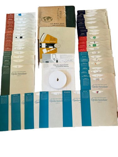 洋書 Kindergartens: Educational Spaces/Michel Kindergartens- Educational Spaces: Galindo, Michelle