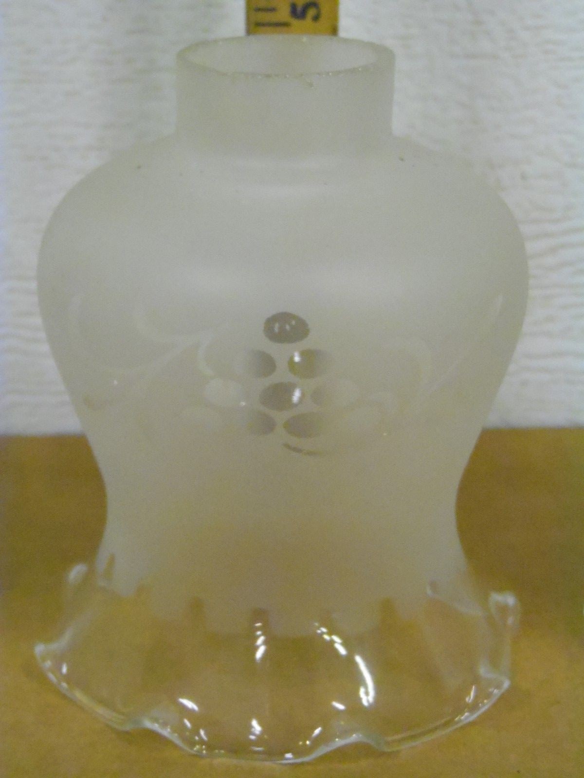 Light Bulb Covers Shades Globes Candles  Glass  Vintage Set Of 4