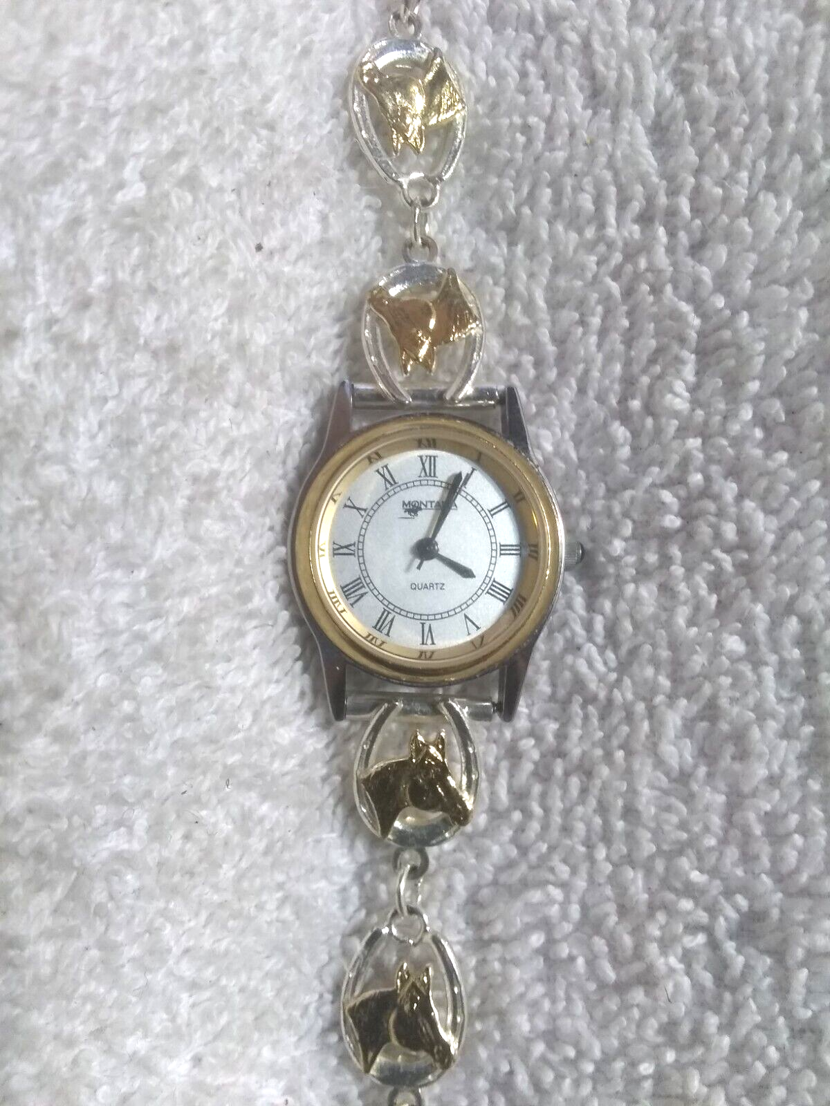 Montana Silversmiths Watch Women Horse In Horseshoe Band New Bat