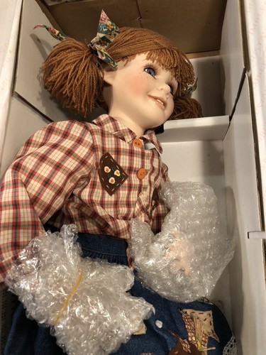 Wimbledon Collection Gustave Wolff Porcelain Doll ANNIE Rare HTF