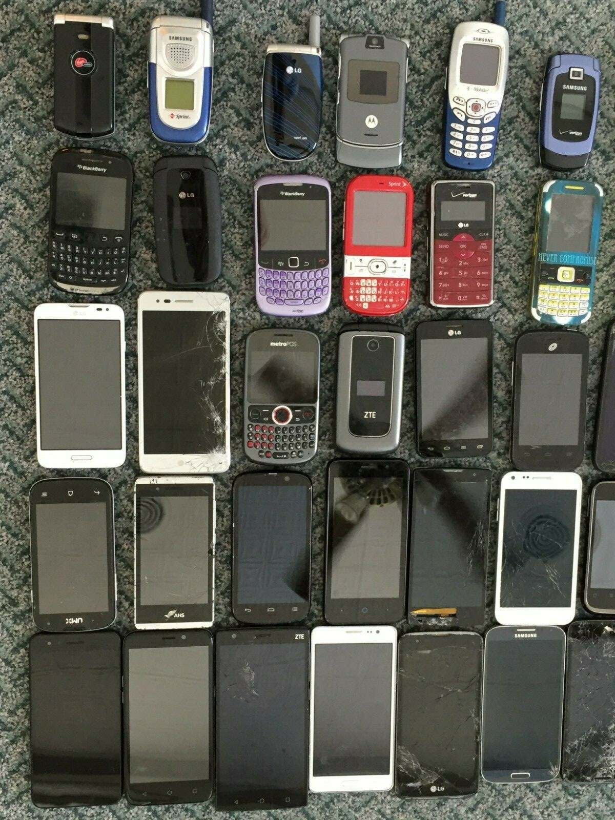 Lot of 50 Broken Cell Phones/Smartphones for Parts/Repair or Gold/Metal Recovery