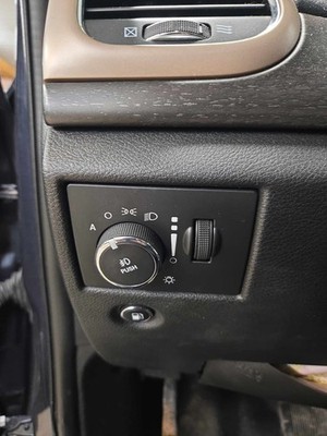 2014-2021 Jeep Grand Cherokee Headlight Switch (dash Mtd)